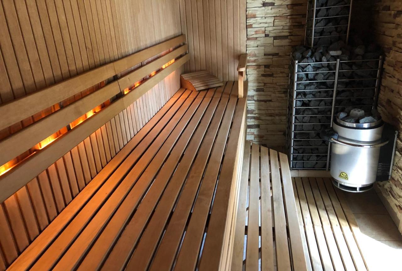 Guests House With Amazing Pool And Sauna Babīte Εξωτερικό φωτογραφία