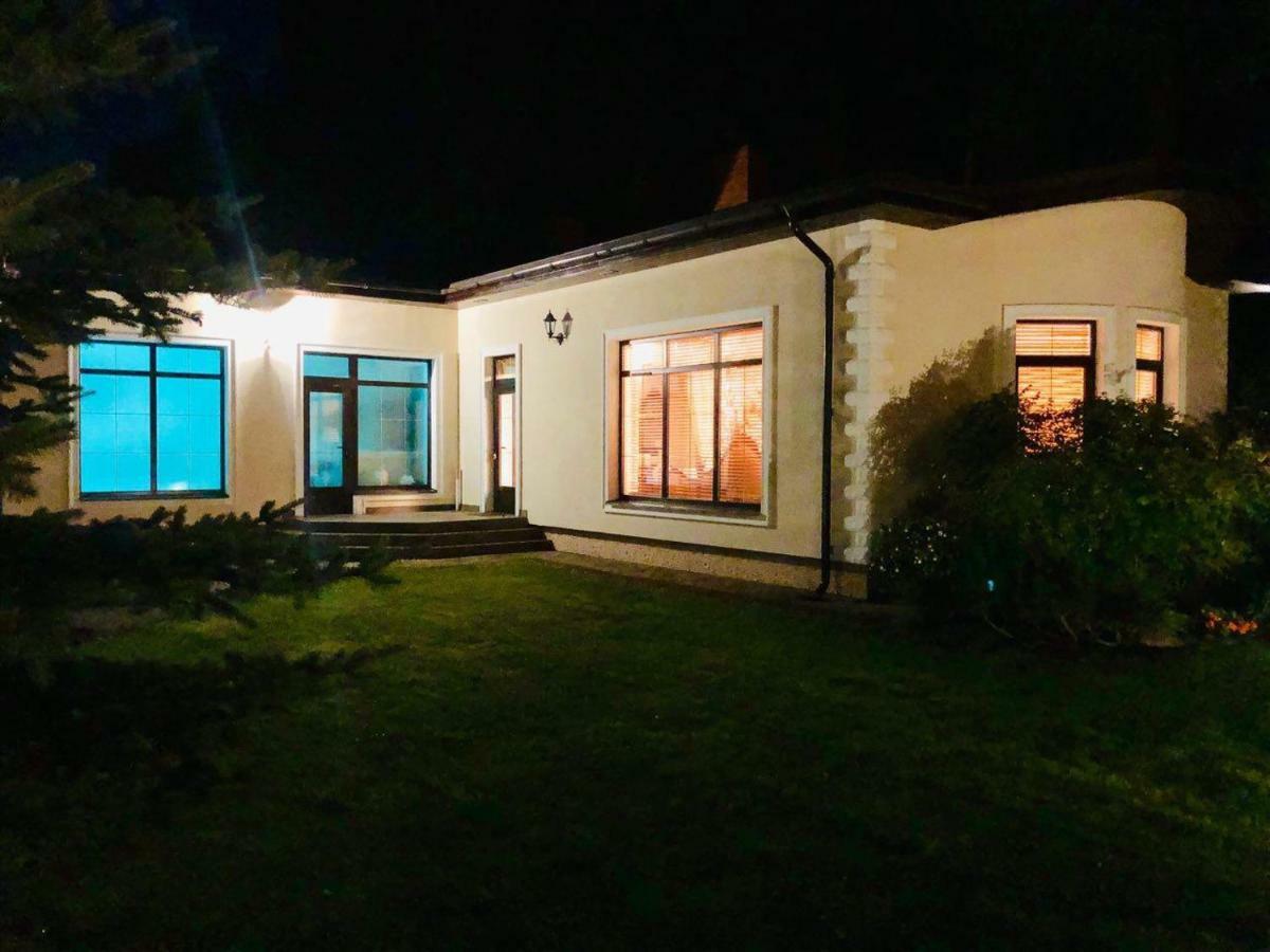 Guests House With Amazing Pool And Sauna Babīte Εξωτερικό φωτογραφία